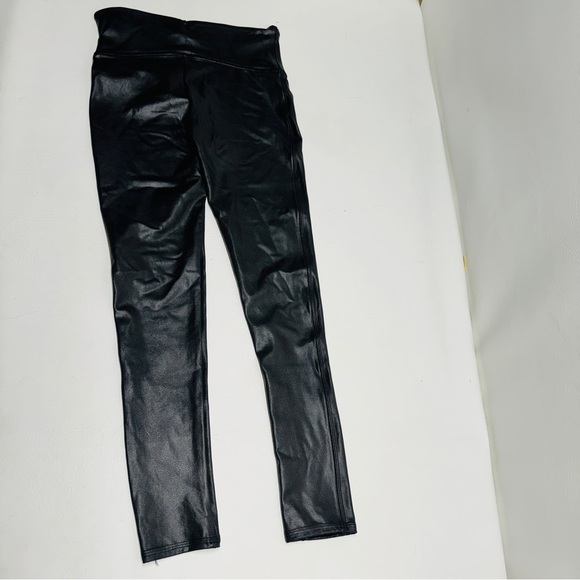 SPANX FAUX LEATHER LEGGINGS PETITE SIZE M NWT - Picture 5 of 9
